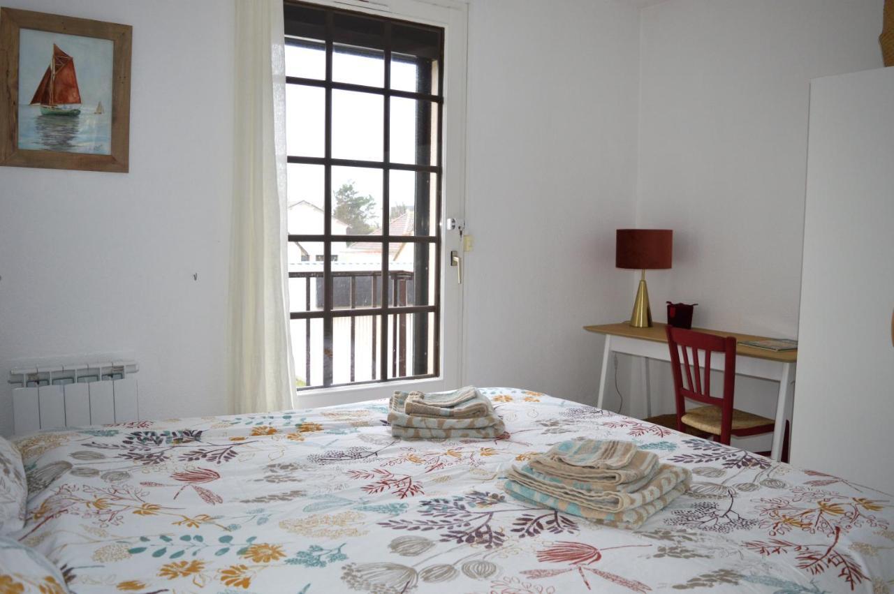 Triplex Avec Jardinet - Wifi - A 400M De La Plage Courseulles-sur-Mer Bagian luar foto