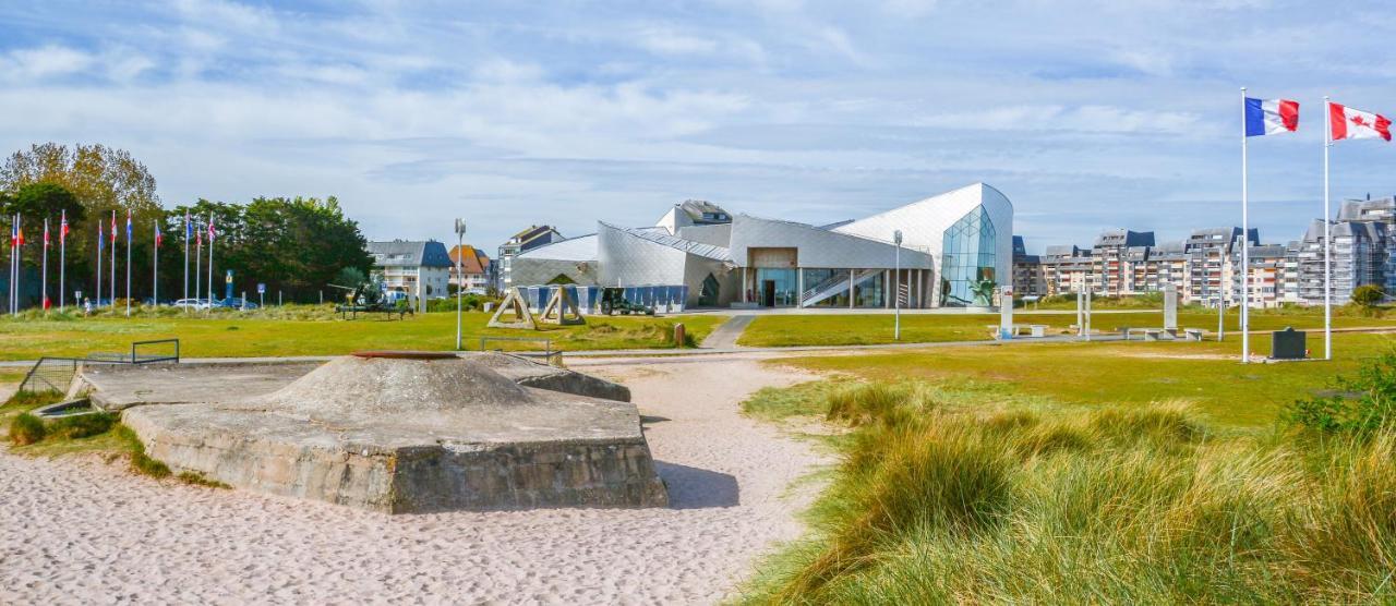 Triplex Avec Jardinet - Wifi - A 400M De La Plage Courseulles-sur-Mer Bagian luar foto